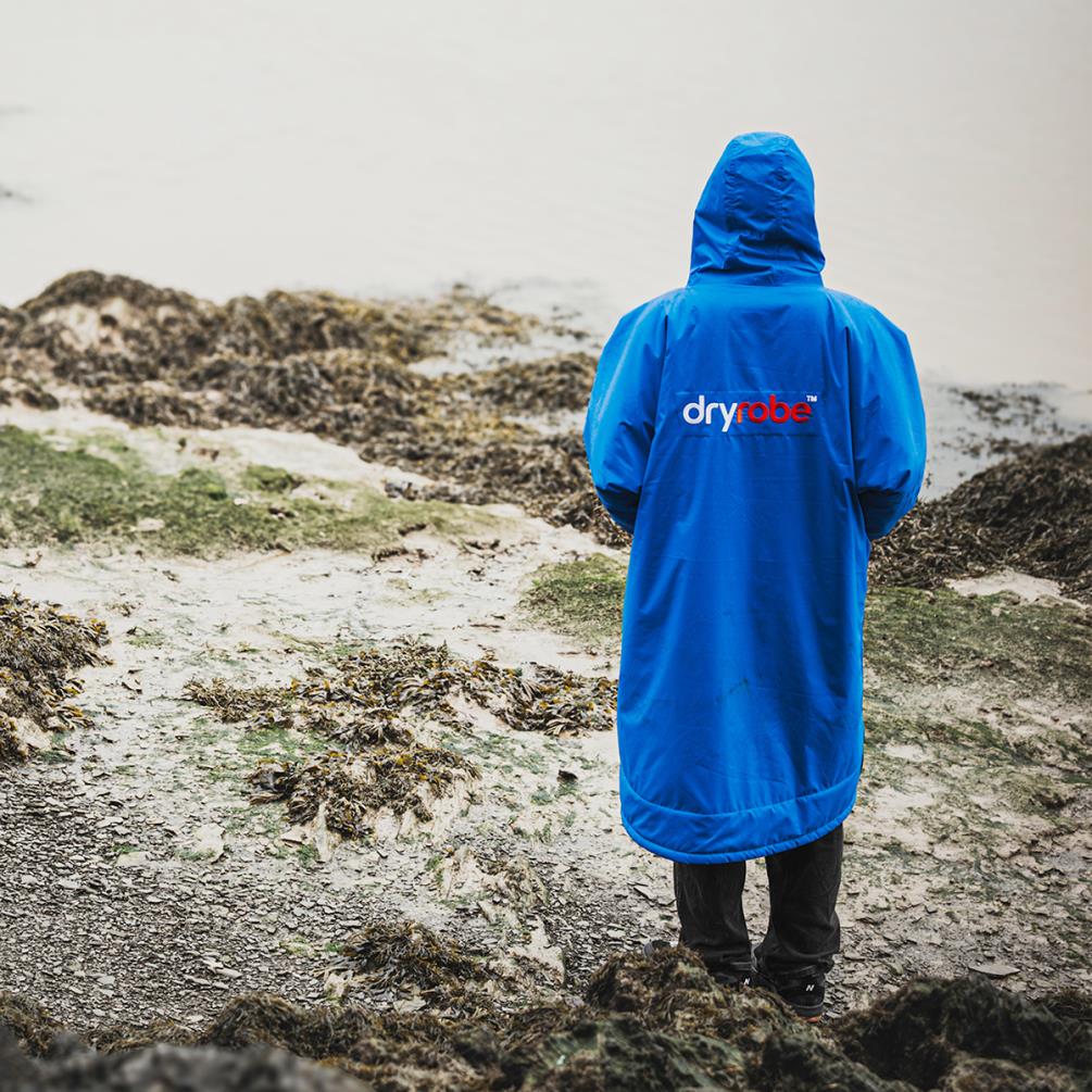 dryrobe Advance Long Sleeve Changing Robe - Cobalt Blue / Black Extra Image 6